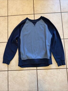 Tommy Hilfiger Two-Tone Navy and Slate Blue Crewneck Sweatshirt